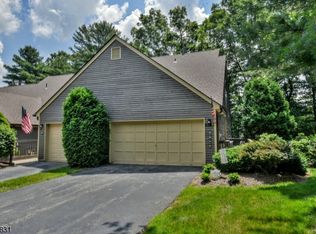 31 Concord Rd, West Milford, NJ 07480