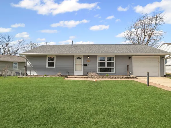 26 S Victoria Ln, Streamwood, IL 60107