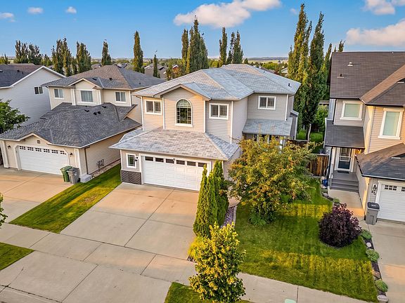2nd image of 62 Carriere Cres