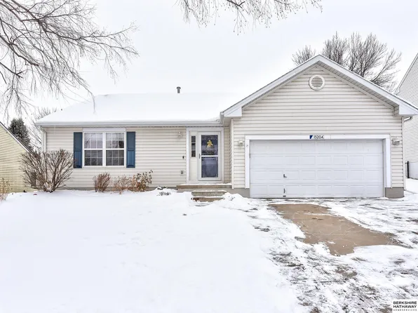15204 Edna St, Omaha, NE 68138