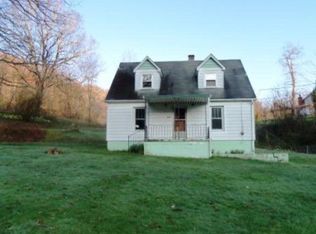 2241 Loop Rd, Falls Mills, VA 24613