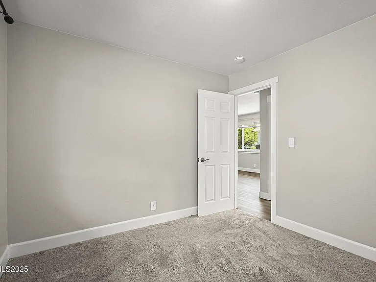 1227 Gordon Ave #A — Photo 18