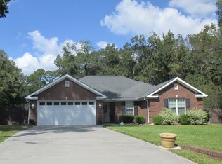 452 Floyd Cir, Hinesville, GA 31313
