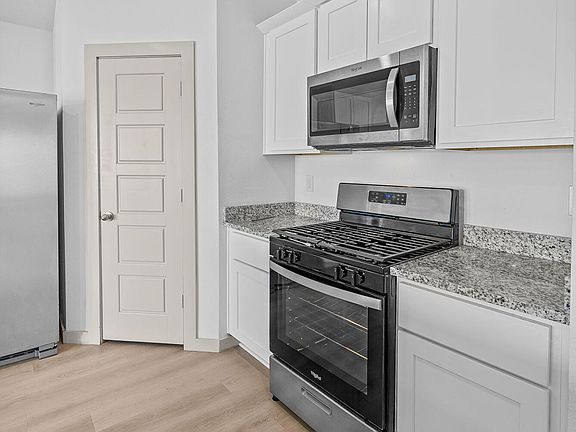 5th image of 7804 92nd St