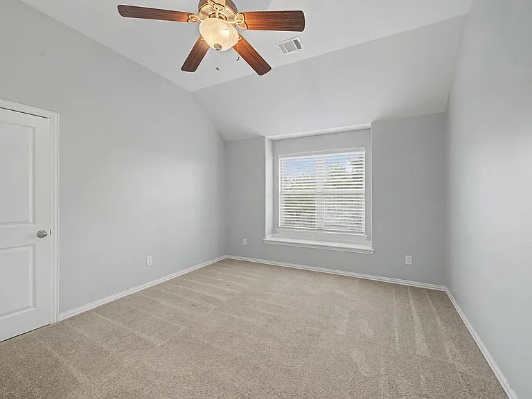 28298 Calaveras Lake Dr — Photo 39
