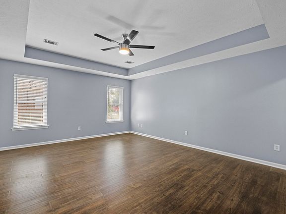 4th image of 1510 Pyramid Dr