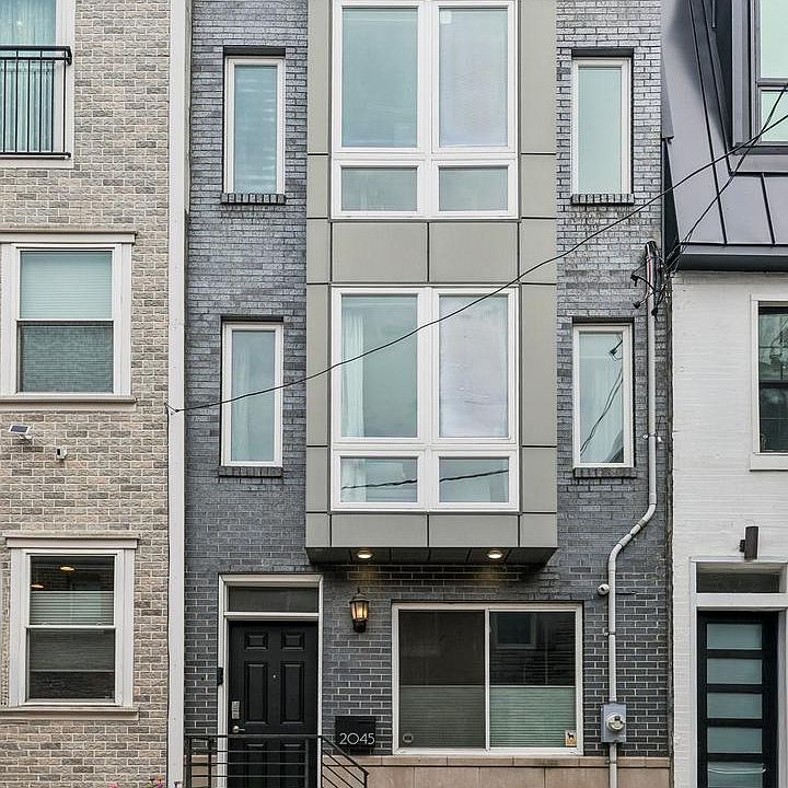 1st image of 2045 Saint Albans St