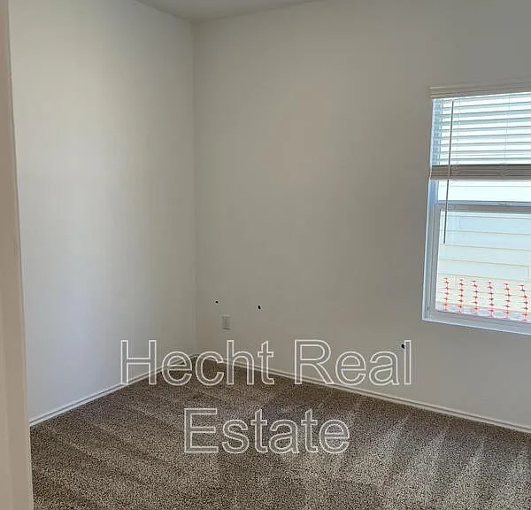 267 Geode Gln — Photo 15