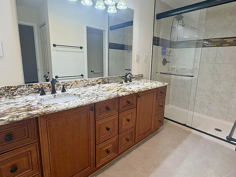 9505 Majestic Way — Photo 15