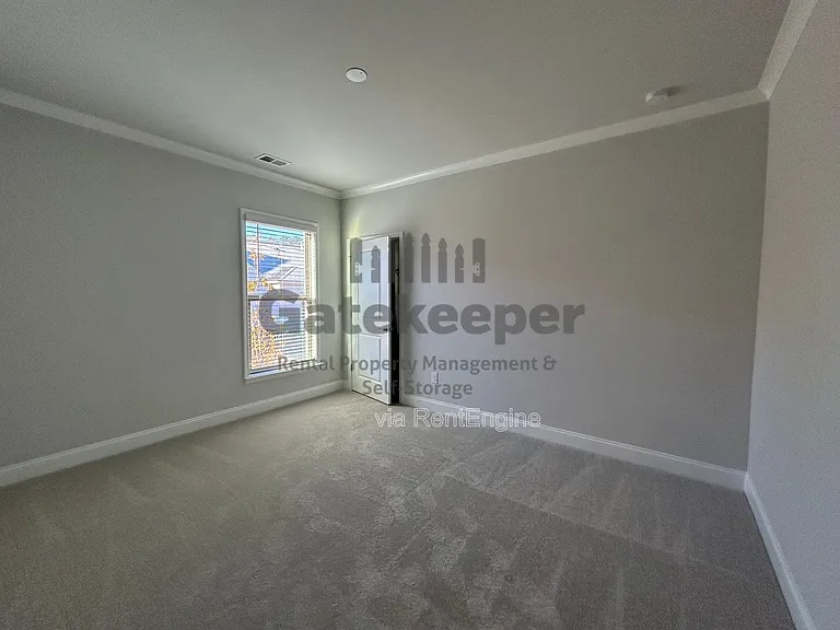 505 Colebrook Way — Photo 21