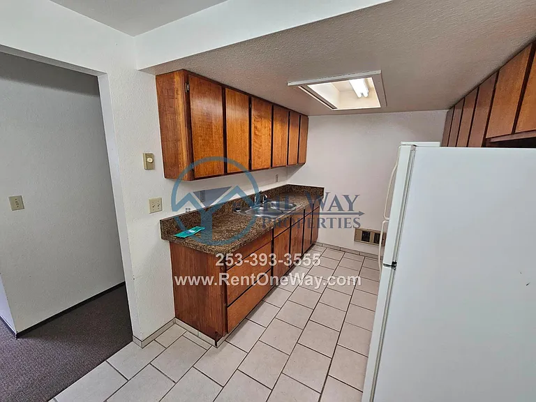 18601 4th St E #15 — Photo 5