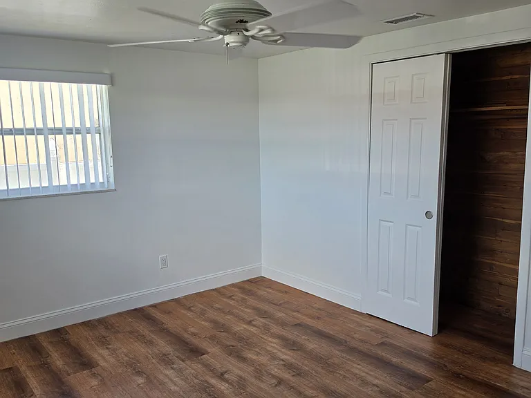 13521 Allyn Dr — Photo 25
