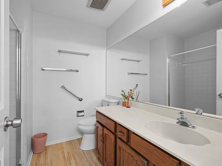 607 Eastview Ct #Z2 — Photo 25