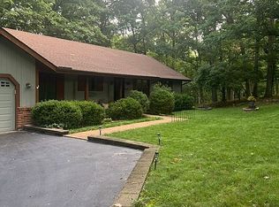 18577 Melrose Woods Dr, Glencoe, MO 63038