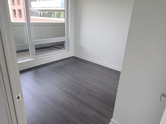 5th image of 4010 Eglinton Ave W #508