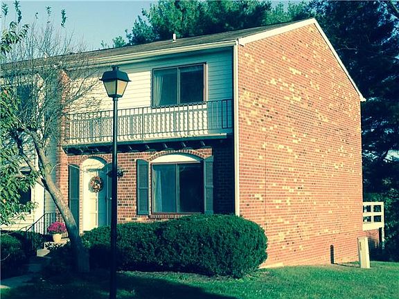 2nd image of 3421 Hillock Ln