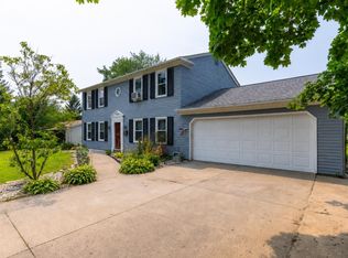 1100 Springhill Dr, Angola, IN 46703