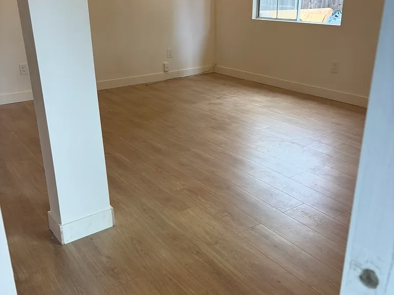 7748 Tampa Ave — Photo 10