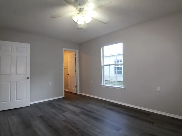 6305 Jacksonville Cutoff — Photo 8