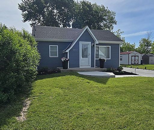 2nd image of 4417 John St