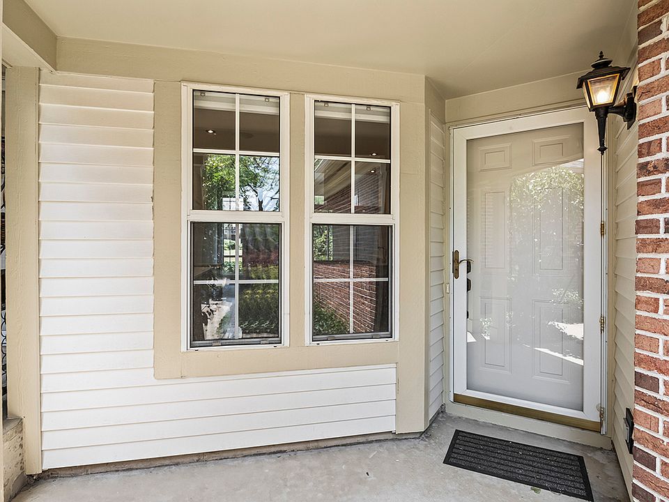 540 Pembrook Ct S Crystal Lake IL Zillow