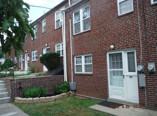 200 Maplewood Dr APT D5, Pottstown, PA