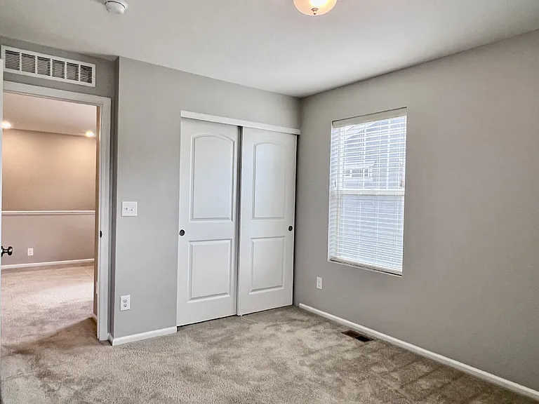 21783 E Radcliff Cir — Photo 17