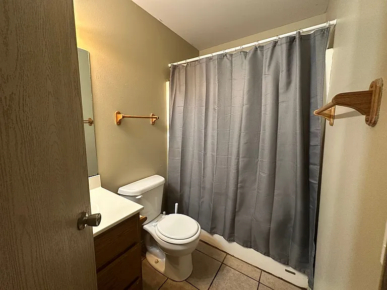 1118 S Ithaca Ave — Photo 12