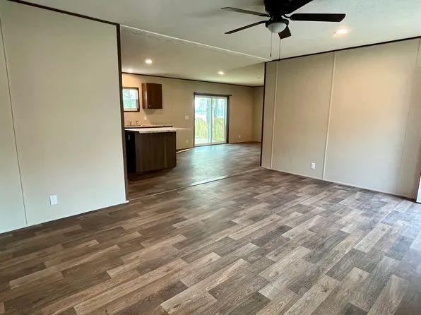 573 Carter Rd, Pottsville, AR 72858