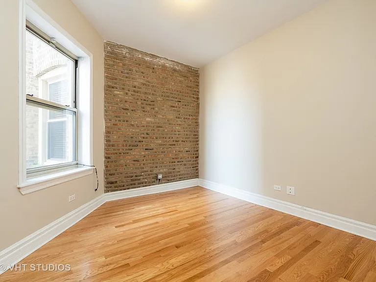 4847 S Vincennes Ave #207 — Photo 8
