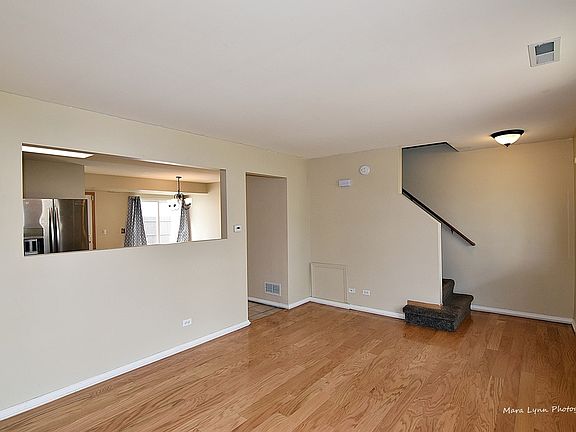 4th image of 1051 Serendipity Dr