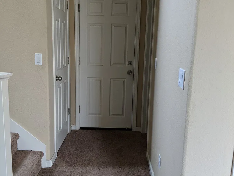 493 Beckman Way — Photo 12