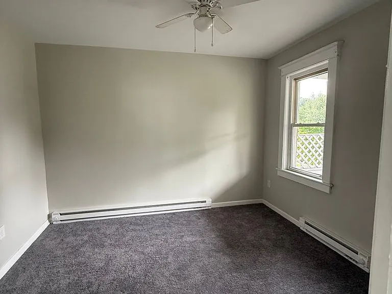 1201 Stafford Ave — Photo 9