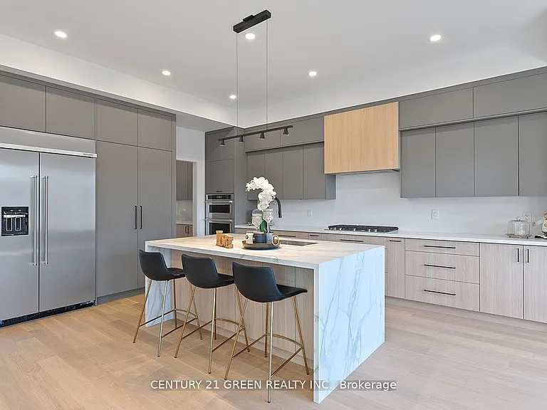 67 Bexhill Ave #MAIN 2ND FLOOR — Photo 10