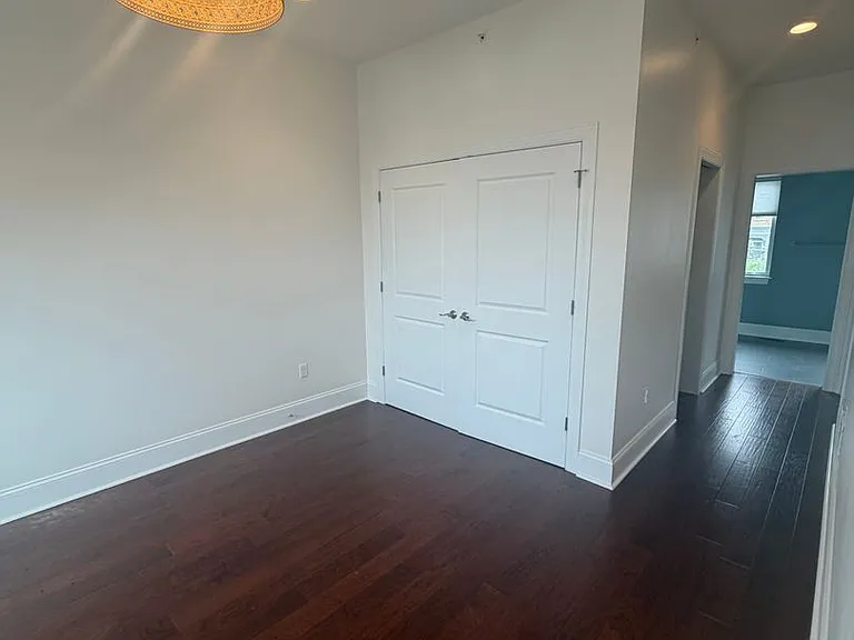 5283 Holmes St — Photo 37