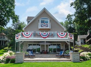 31646 S Lakeshore Dr, Dowagiac, MI 49047