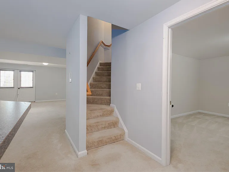 105 Ticonderoga Dr — Photo 26