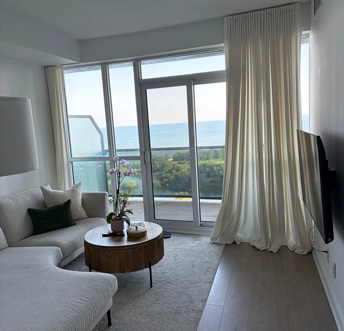 80 Marine Parade Dr — Photo 2