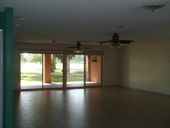 3rd image of 2800 E Palo Verde Ln