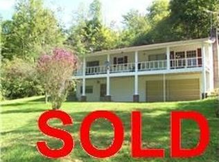 1228 Austin Lake Rd, Baxter, TN 38544