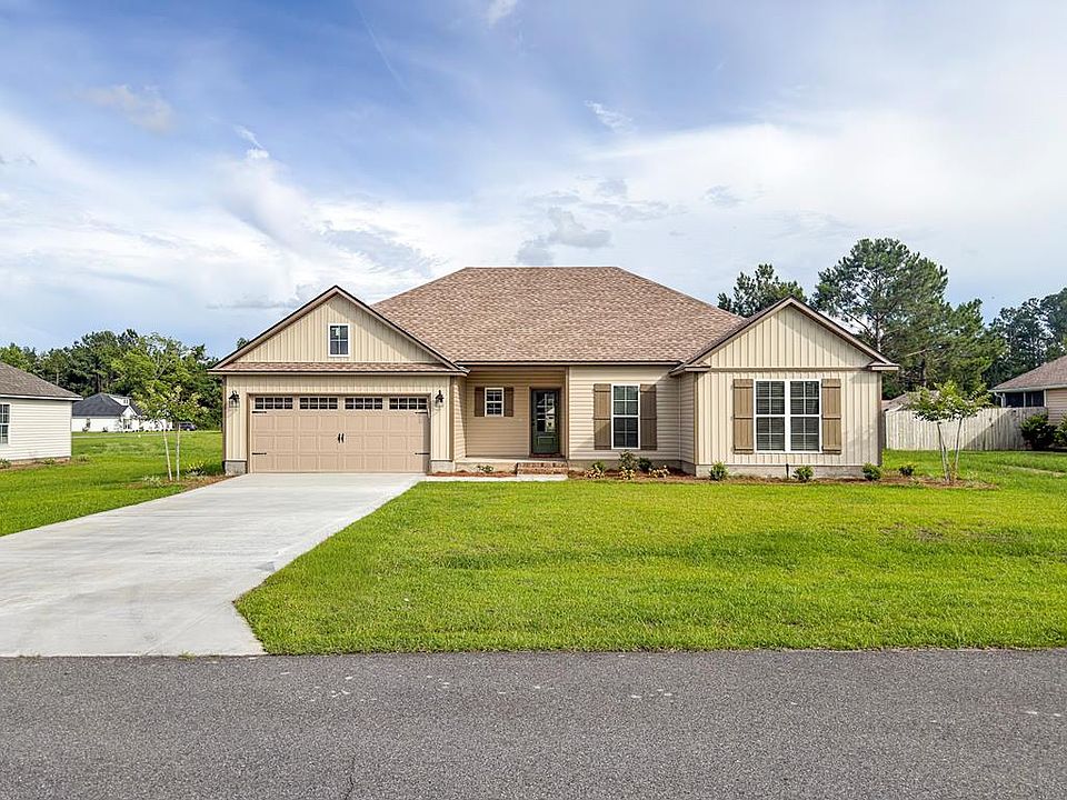 1st image of 10 Fletcher Dr