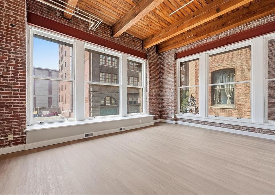 1st image of 308 W 8th St APT 204