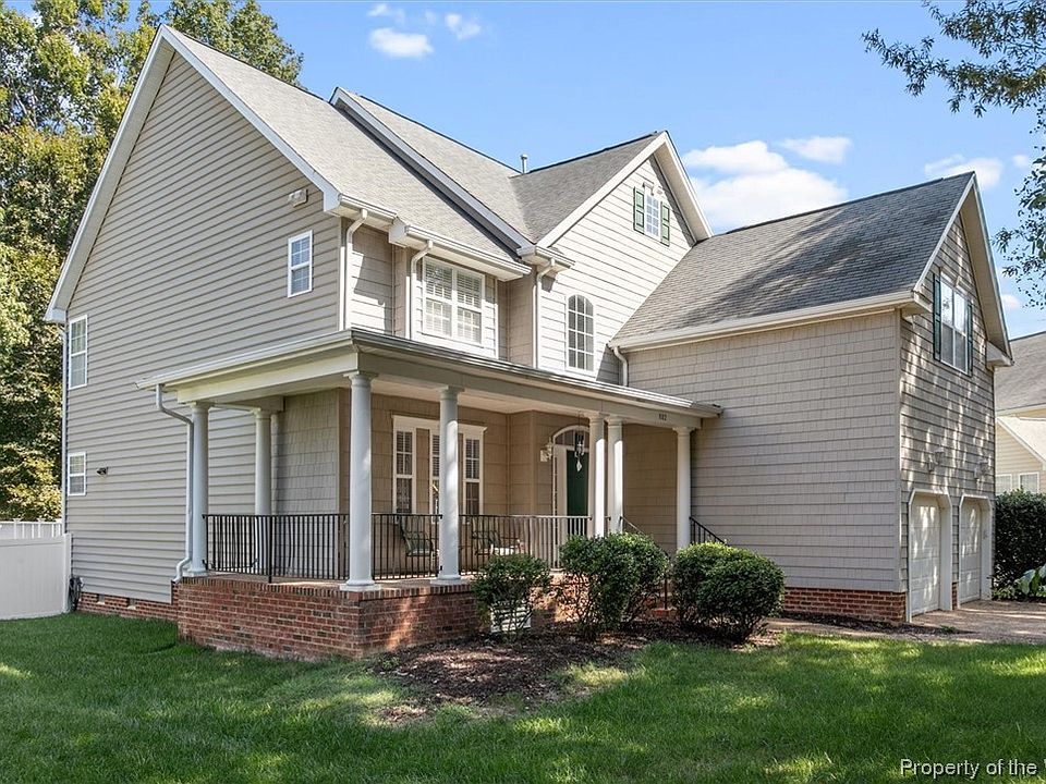 1st image of 802 Schooner Blvd