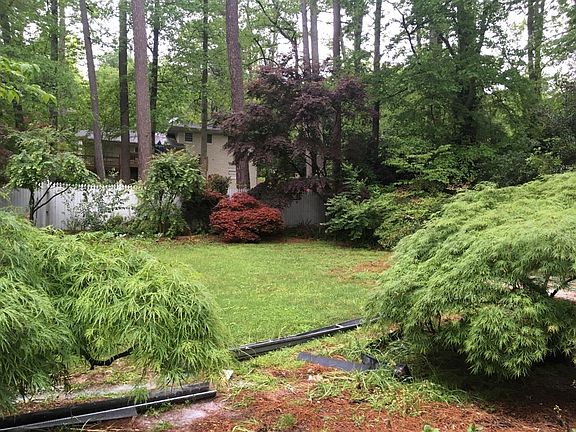 5th image of 1692 Dunwoody Trl