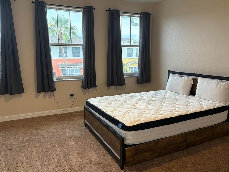 833 Millbrae Ct #4 — Photo 9