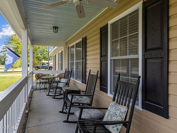 5th image of 3317 W Railroad Blvd
