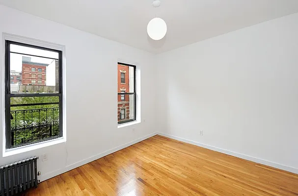 Rented by Aether Property Group | media 13