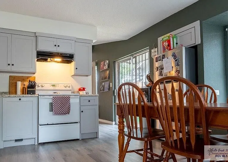 1809 S Williams Ln — Photo 15