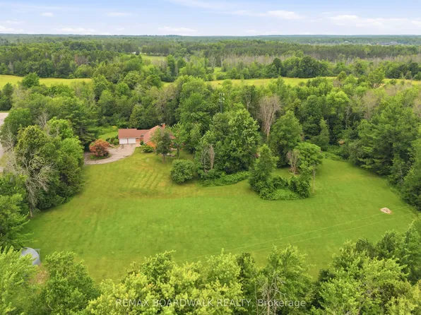 398 McCann Rd, Beckwith, ON K7C 0T8