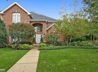 733 S Prospect Ave, Park Ridge, IL 60068